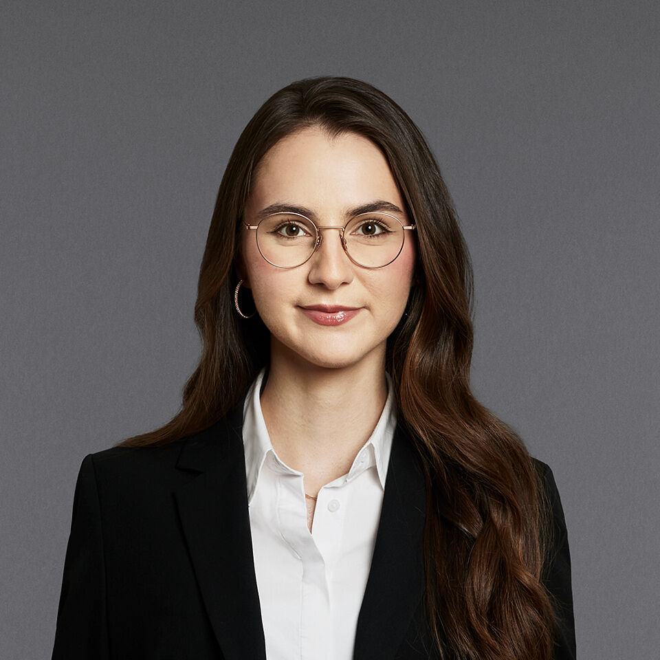 Amina Zuzo