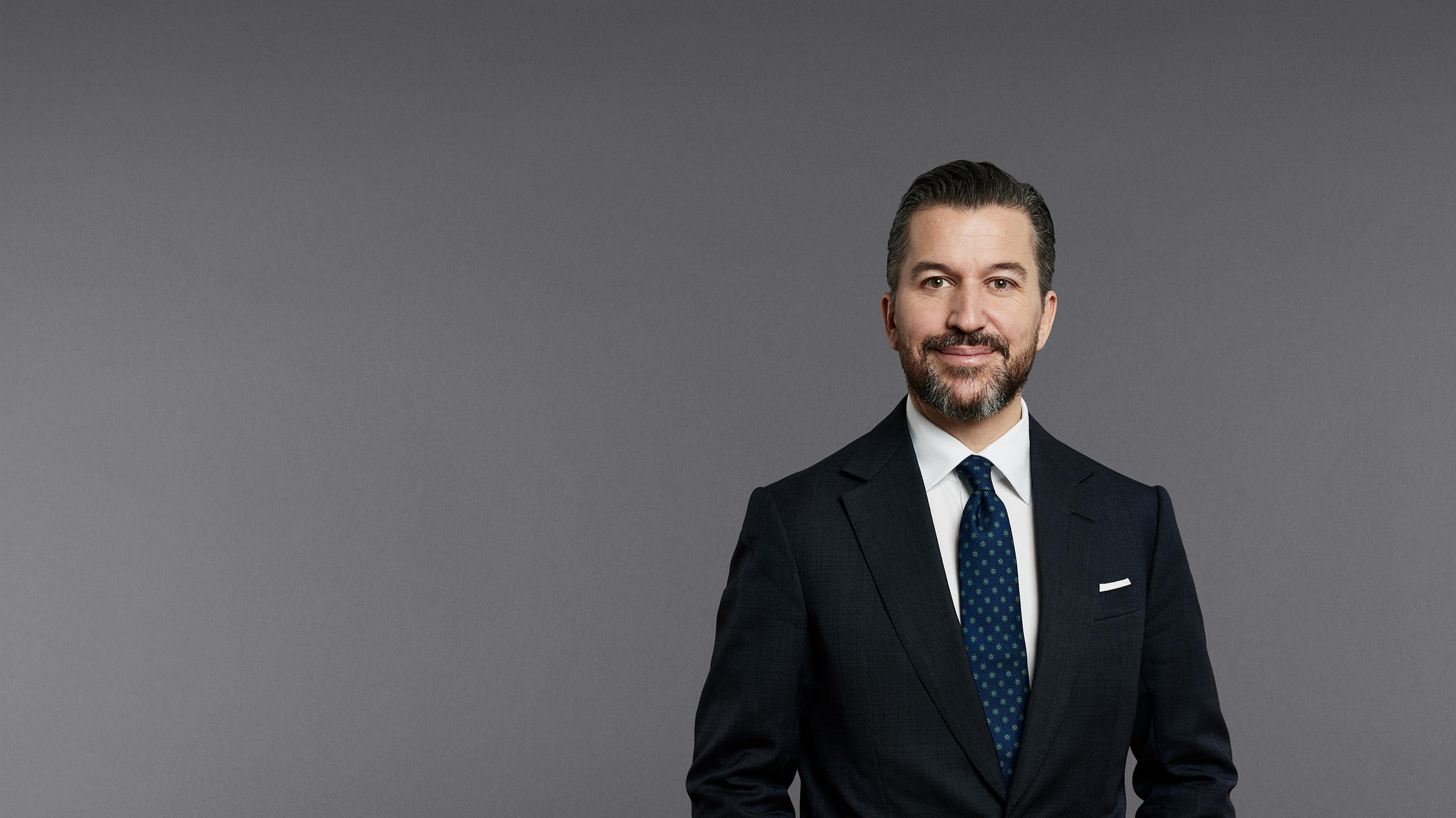 Dr. Daniel Flühmann - Banking, Insurance & Finance