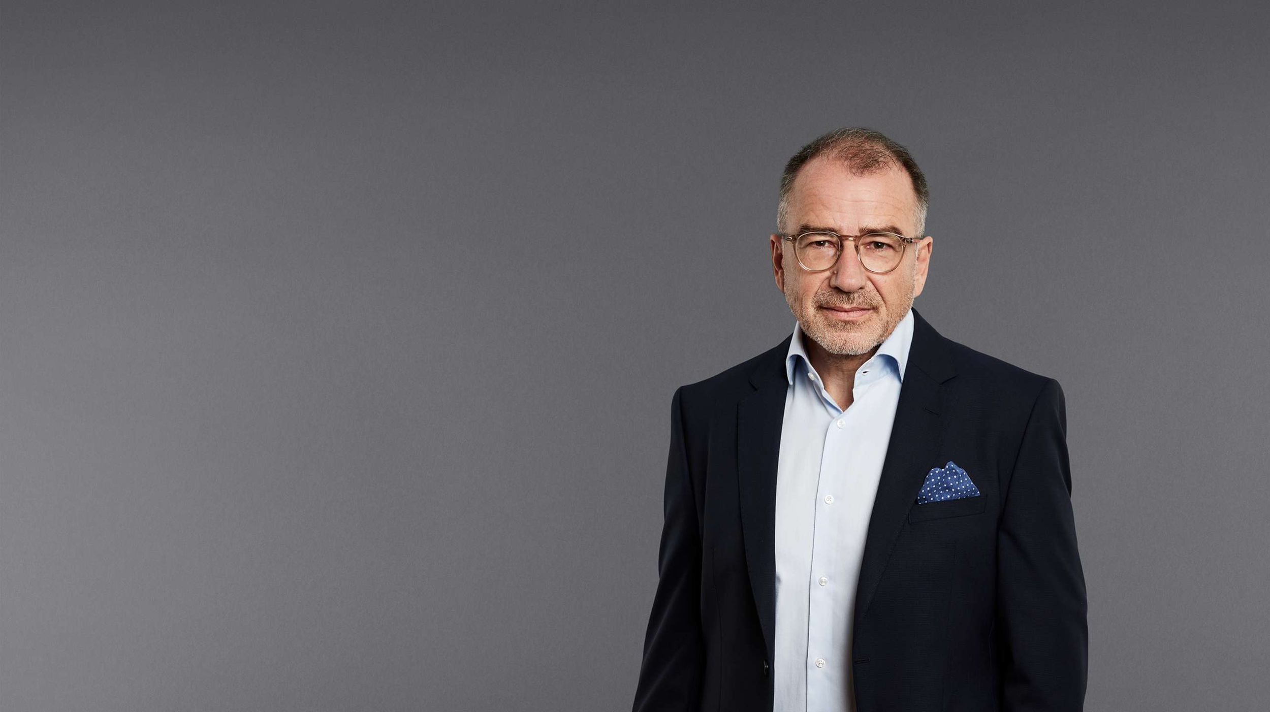 Dr. Markus Wang