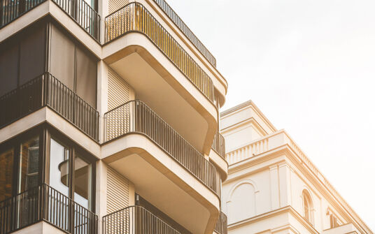 Bär & Karrer Advises Empira Group on Transaction with Partners Group