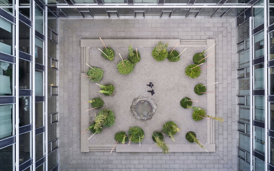 Bär & Karrer advises UBS on the completion of the sale of its stake in Swisscard and the transition of the Credit Suisse branded card portfolios