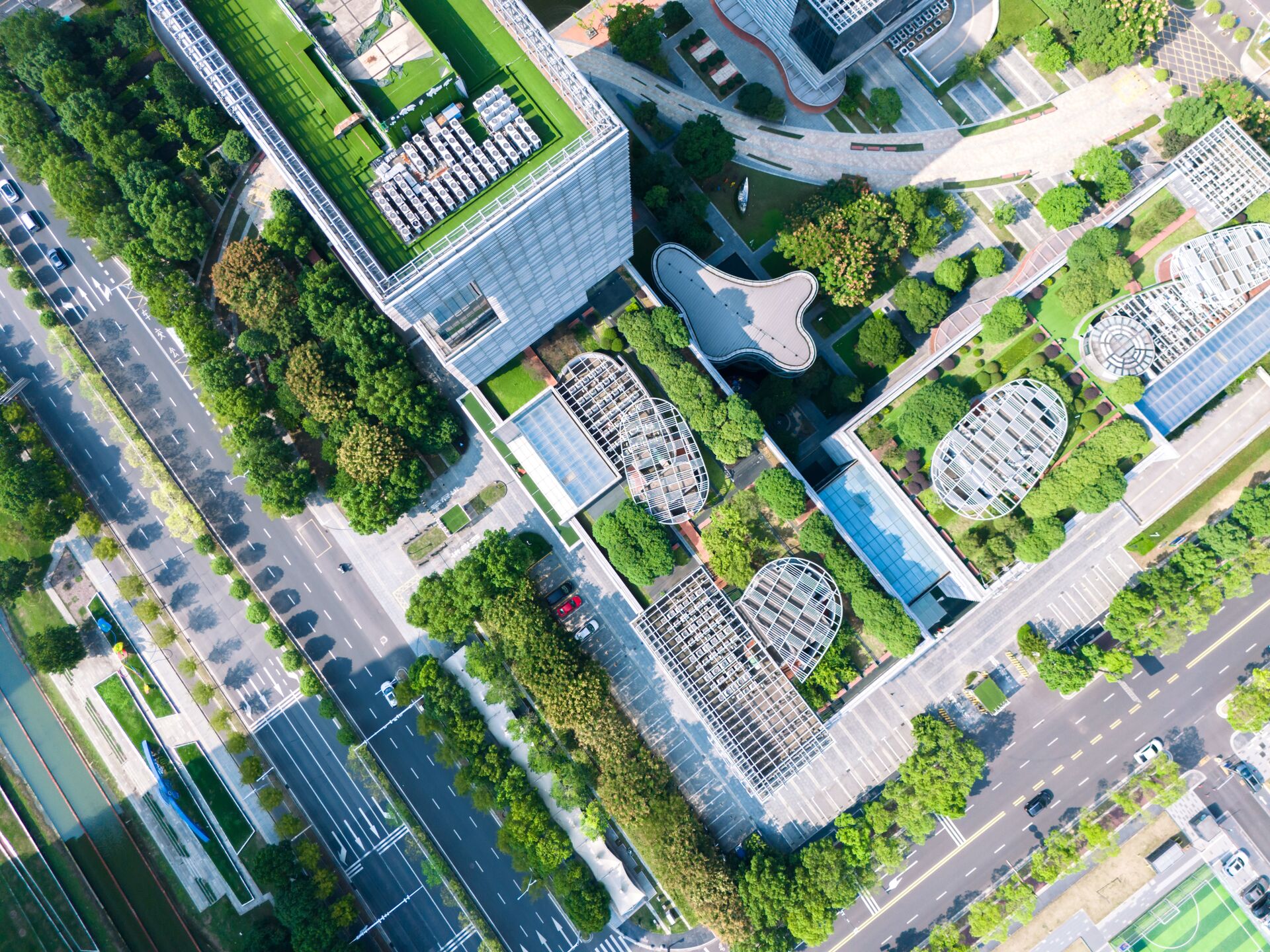 25 novembre 2025 | Deals & Cases